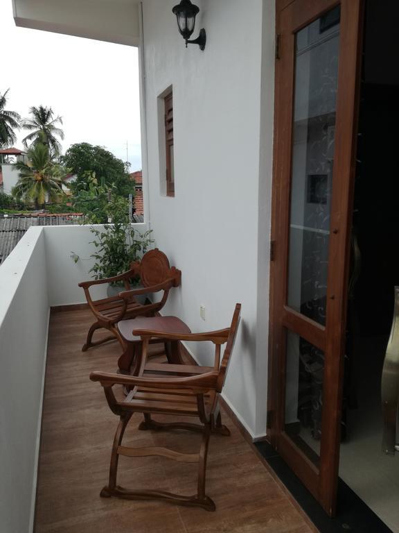 Hotel Bianco Terrace Negombo Exterior foto