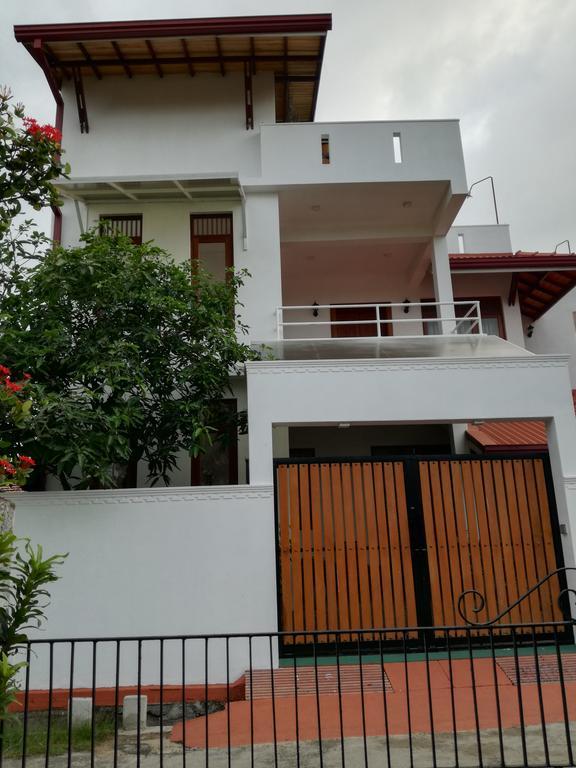 Hotel Bianco Terrace Negombo Exterior foto