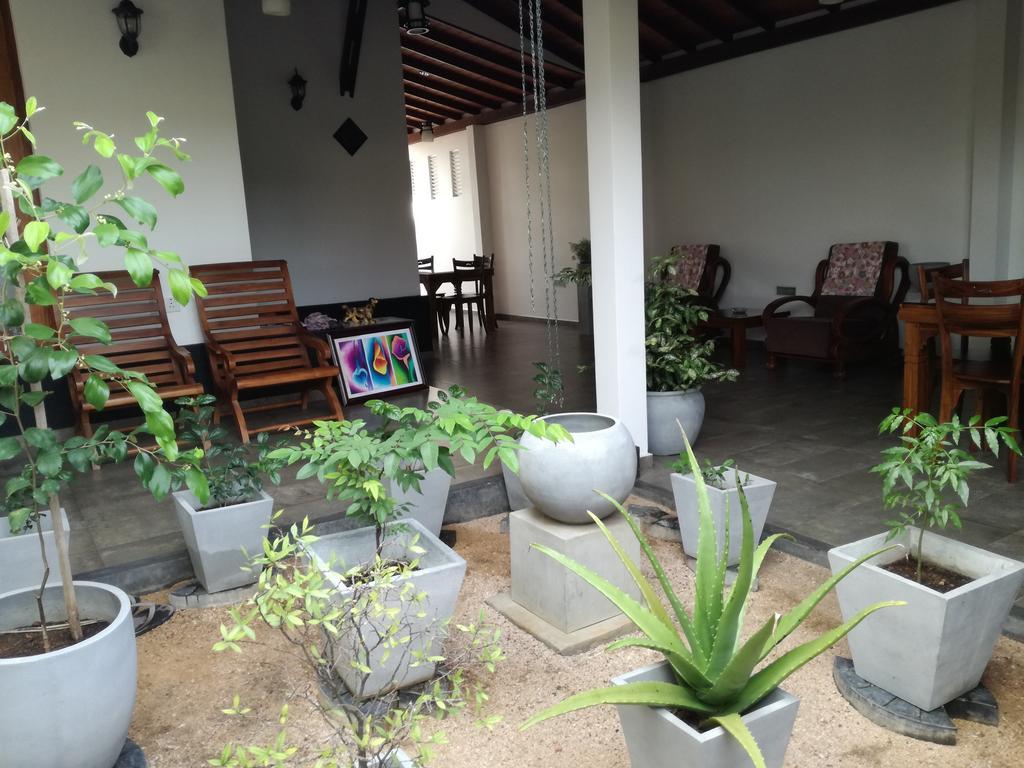 Hotel Bianco Terrace Negombo Exterior foto