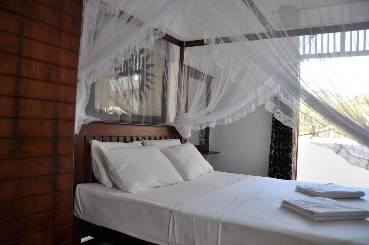 Hotel Bianco Terrace Negombo Exterior foto